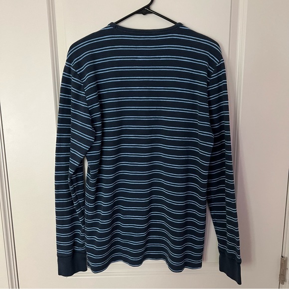 Gap men’s long sleeve waffle knit Crewneck tee shirt | size Large - Picture 9 of 9